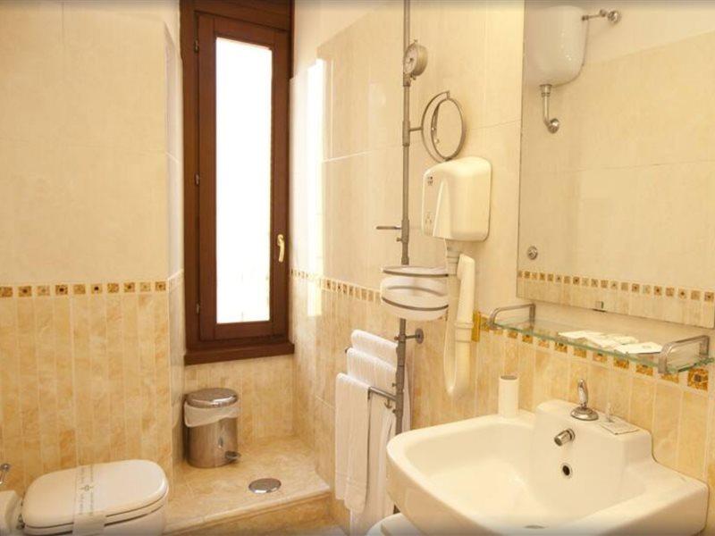 Bed and breakfast Le Di Via Ottaviano - In 2*