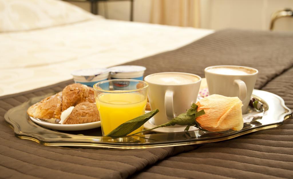 Frühstückspension Le Di Via Ottaviano - In 2*